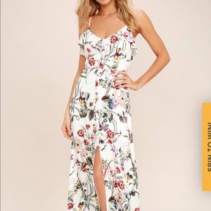 💥⭐️SALE⭐️💥BLOOM ON IVORY FLORAL PRINT MAXI DRESS
